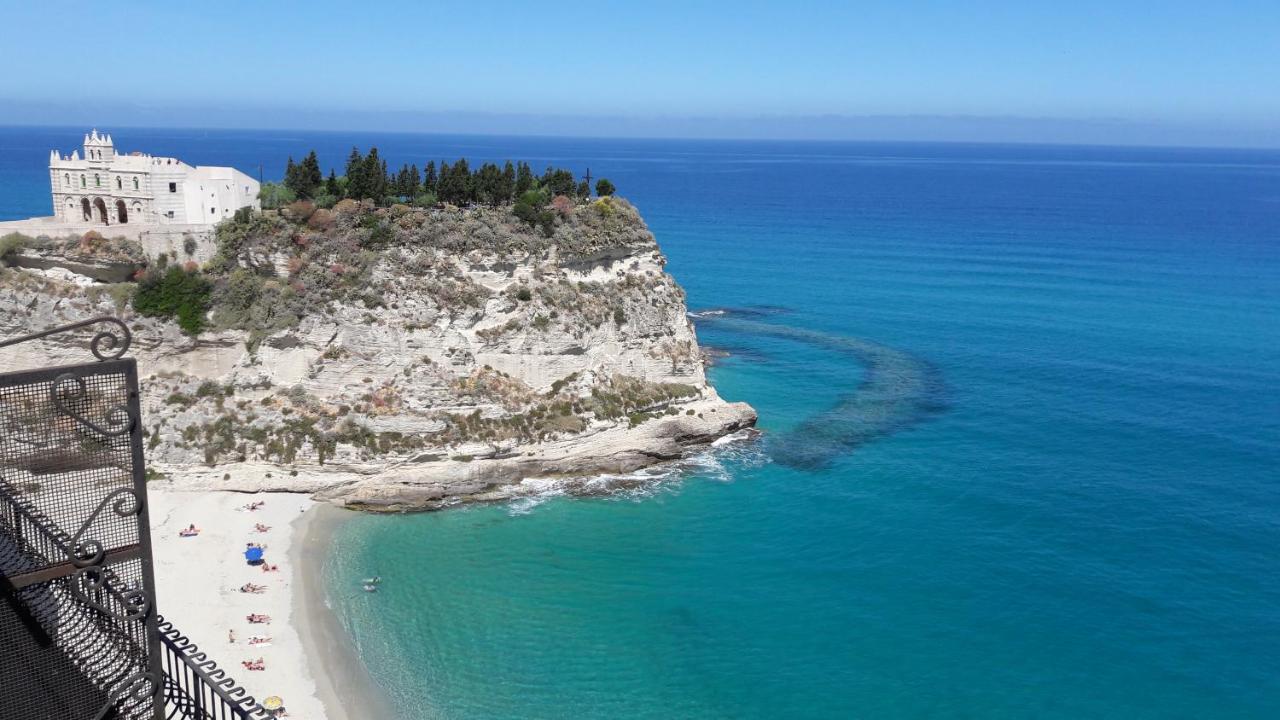 Villa Mimosa Tropea Рикади Экстерьер фото