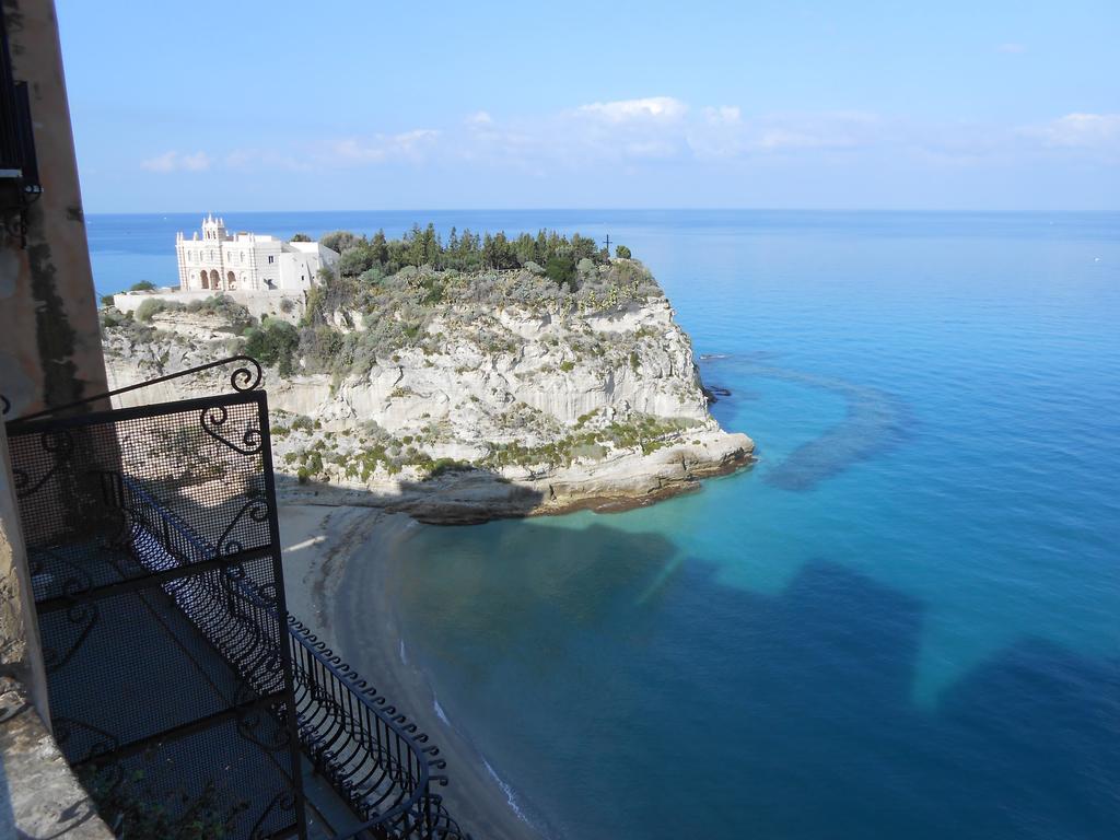 Villa Mimosa Tropea Рикади Экстерьер фото